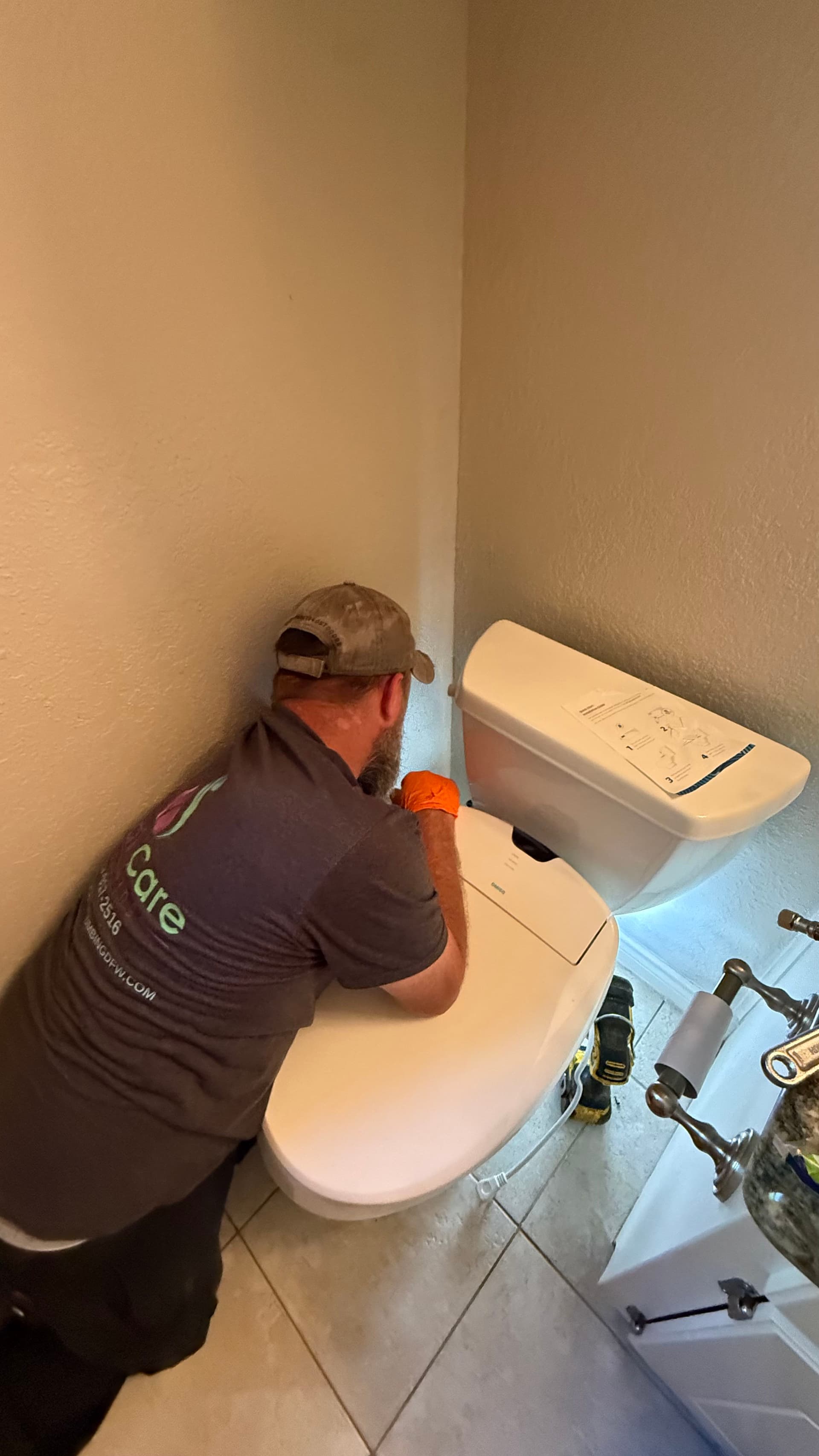 Gallery photos for Leaking Toilet Shut-Off and Supply Line Fixed in Keller: Image #1