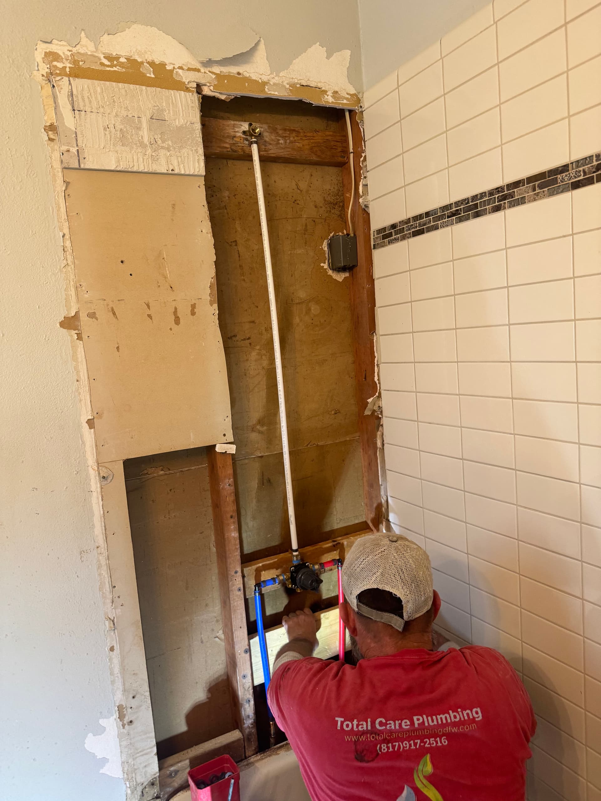 Gallery photos for Hot Water Slab Leak Fixed With a Smarter Reroute: Image #3