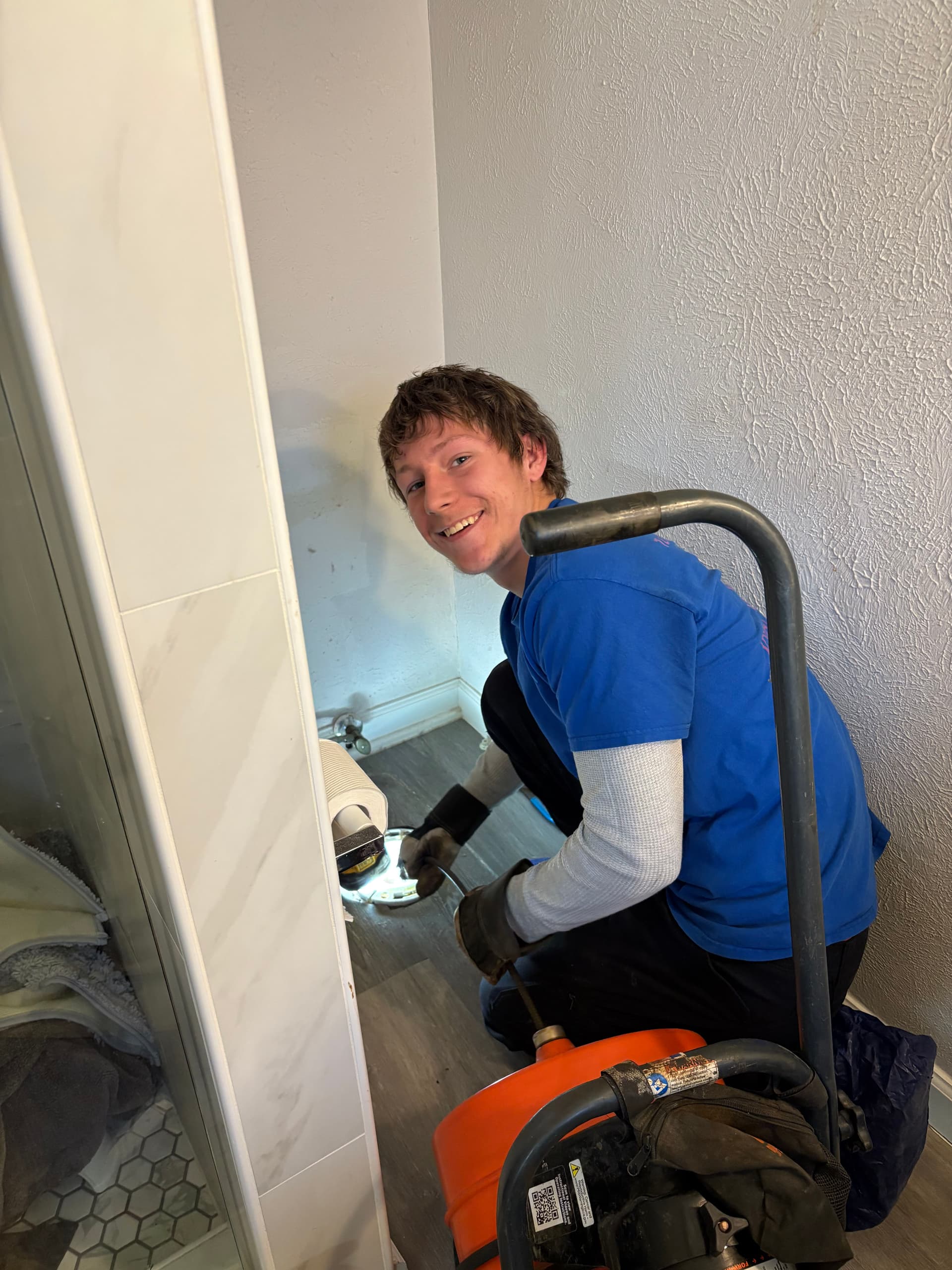 When a Bathroom Clog Won't Budge We Pull the Toilet image