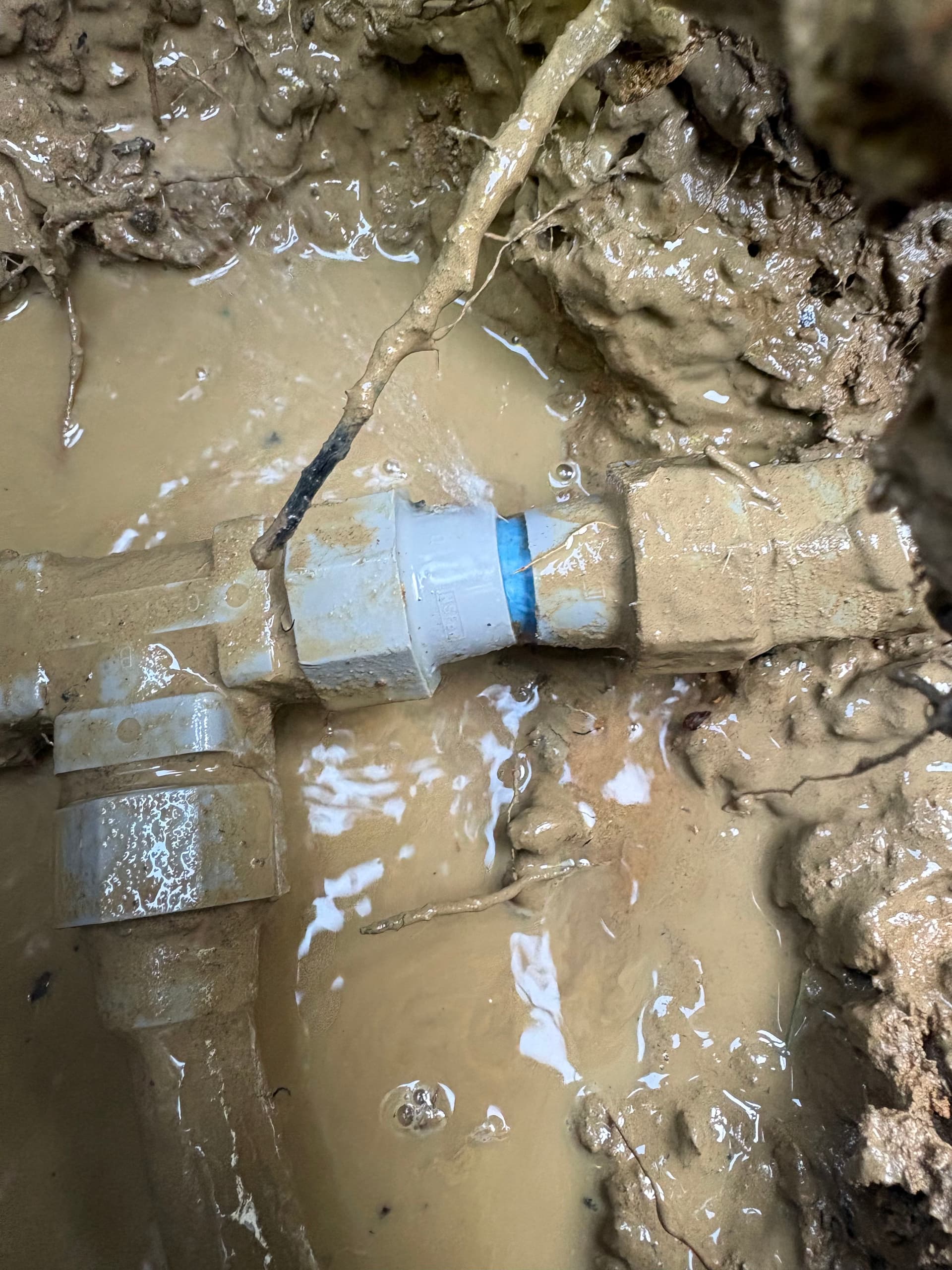 Gallery photos for Leaking Main Water Service Tracked Down and Repaired in Grapevine: Image #2