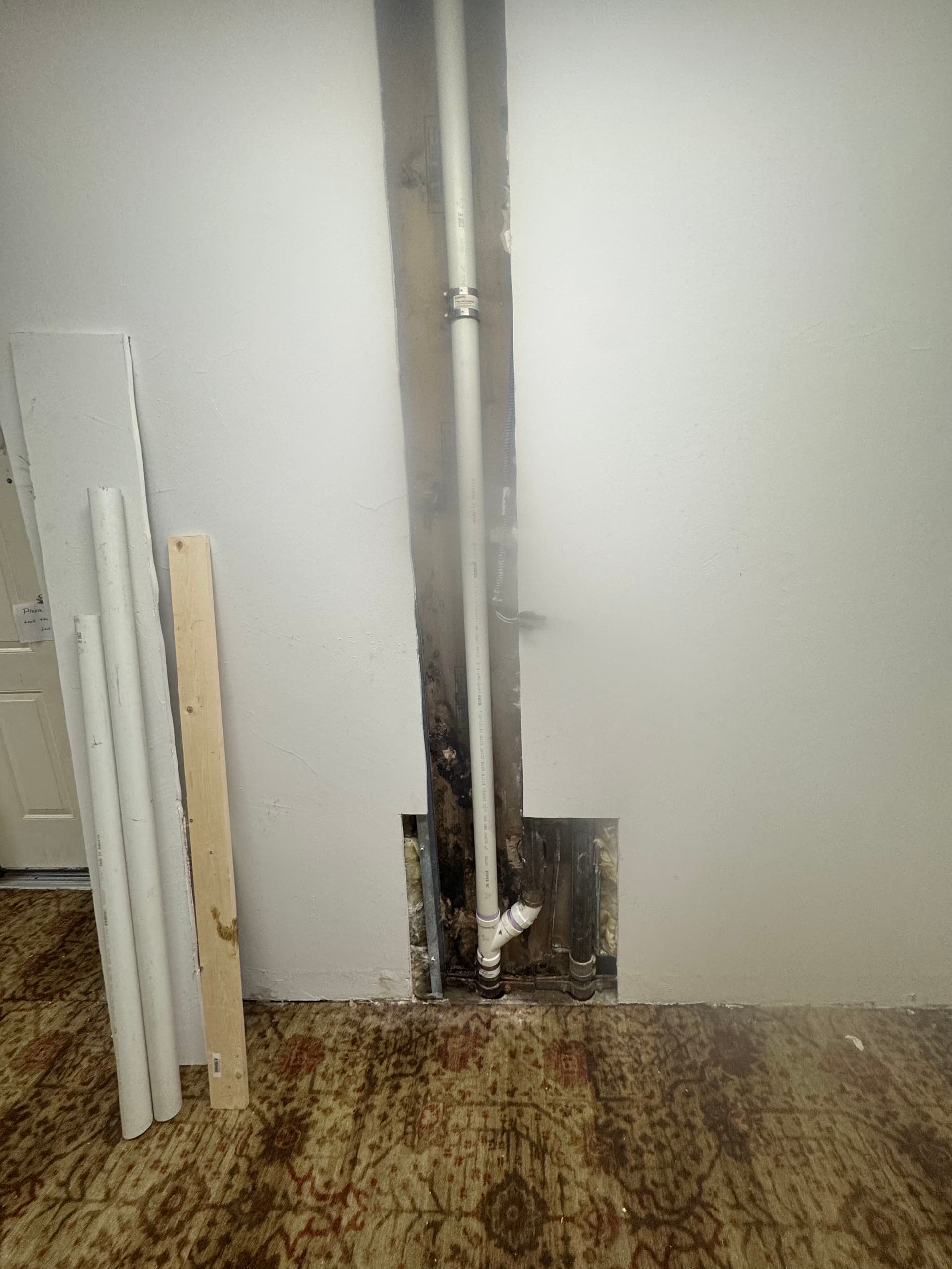 Gallery photos for Cracked Cast Iron Pipe Replaced in Commercial Building: Image #3