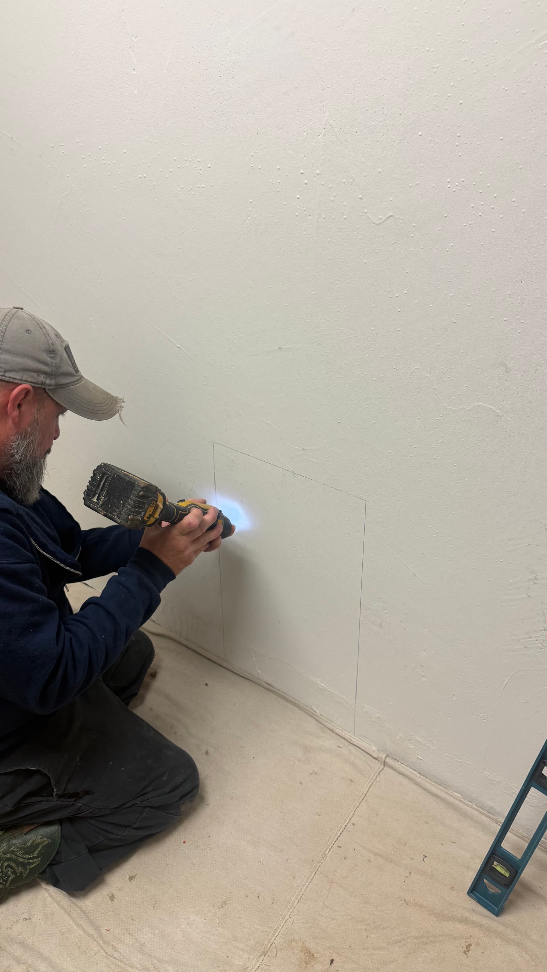 Cracked Cast Iron Pipe Replaced in Commercial Building image