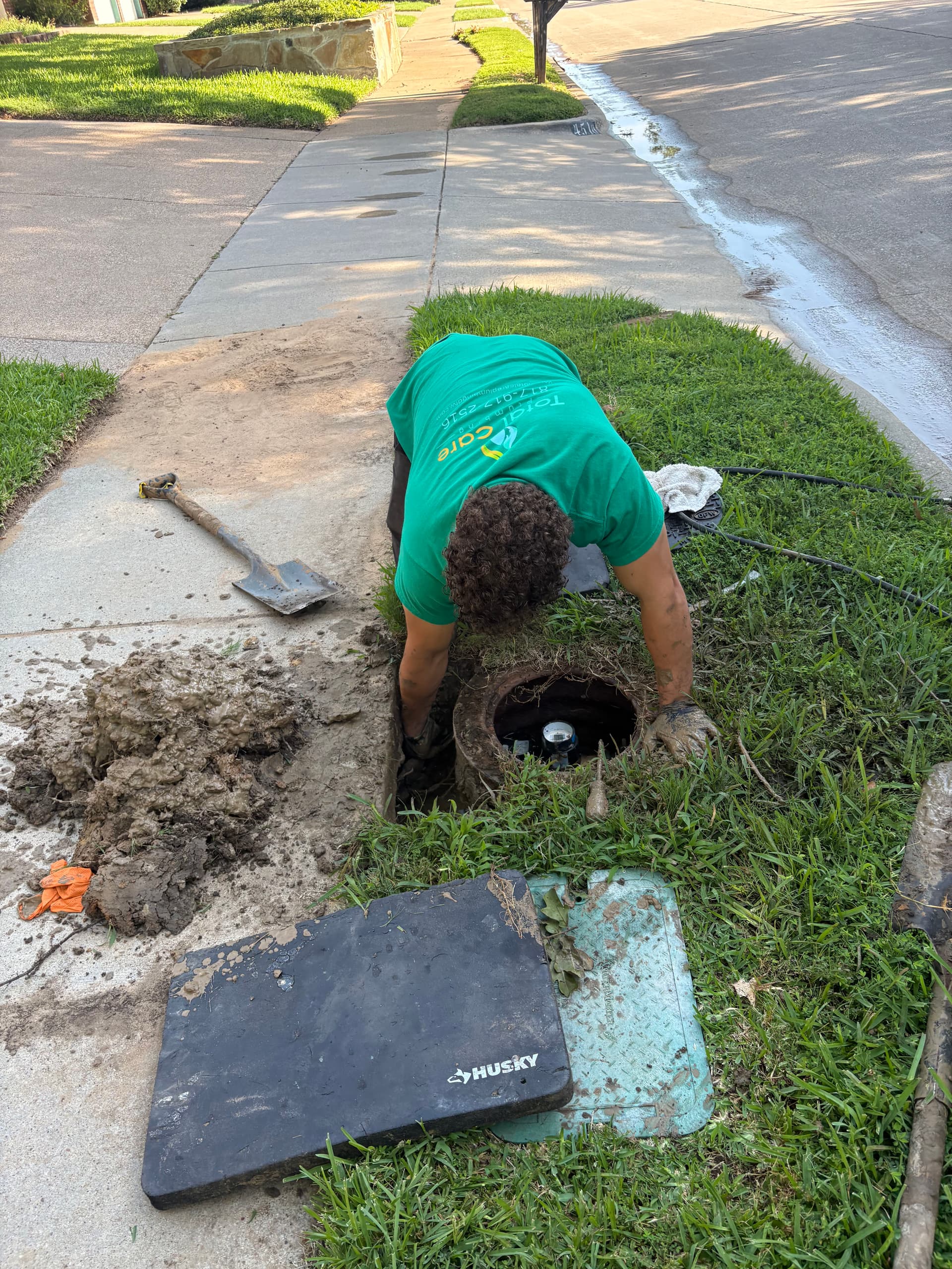Gallery photos for Leaking Main Water Service Tracked Down and Repaired in Grapevine: Image #3