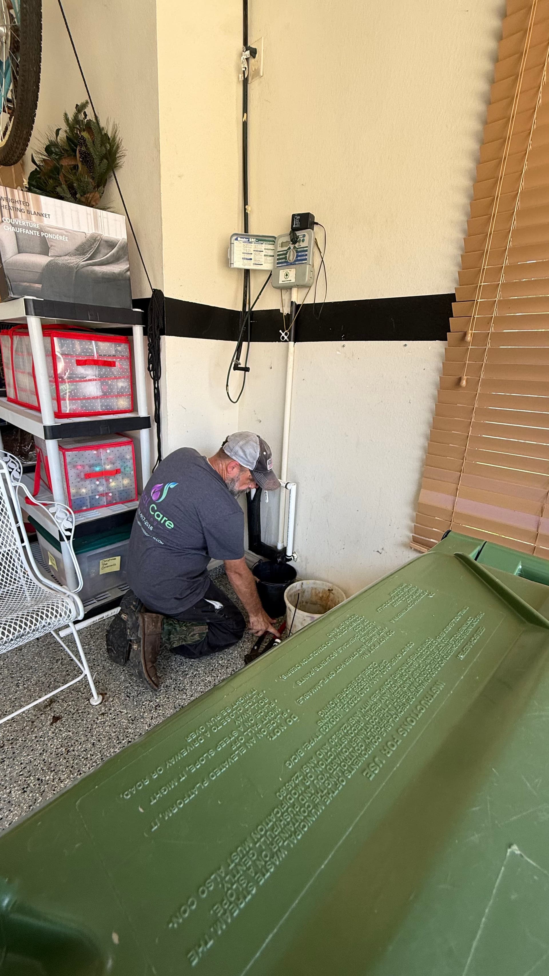 Gallery photos for Main Water Shut-Off Leak Repair in North Richland Hills: Image #1