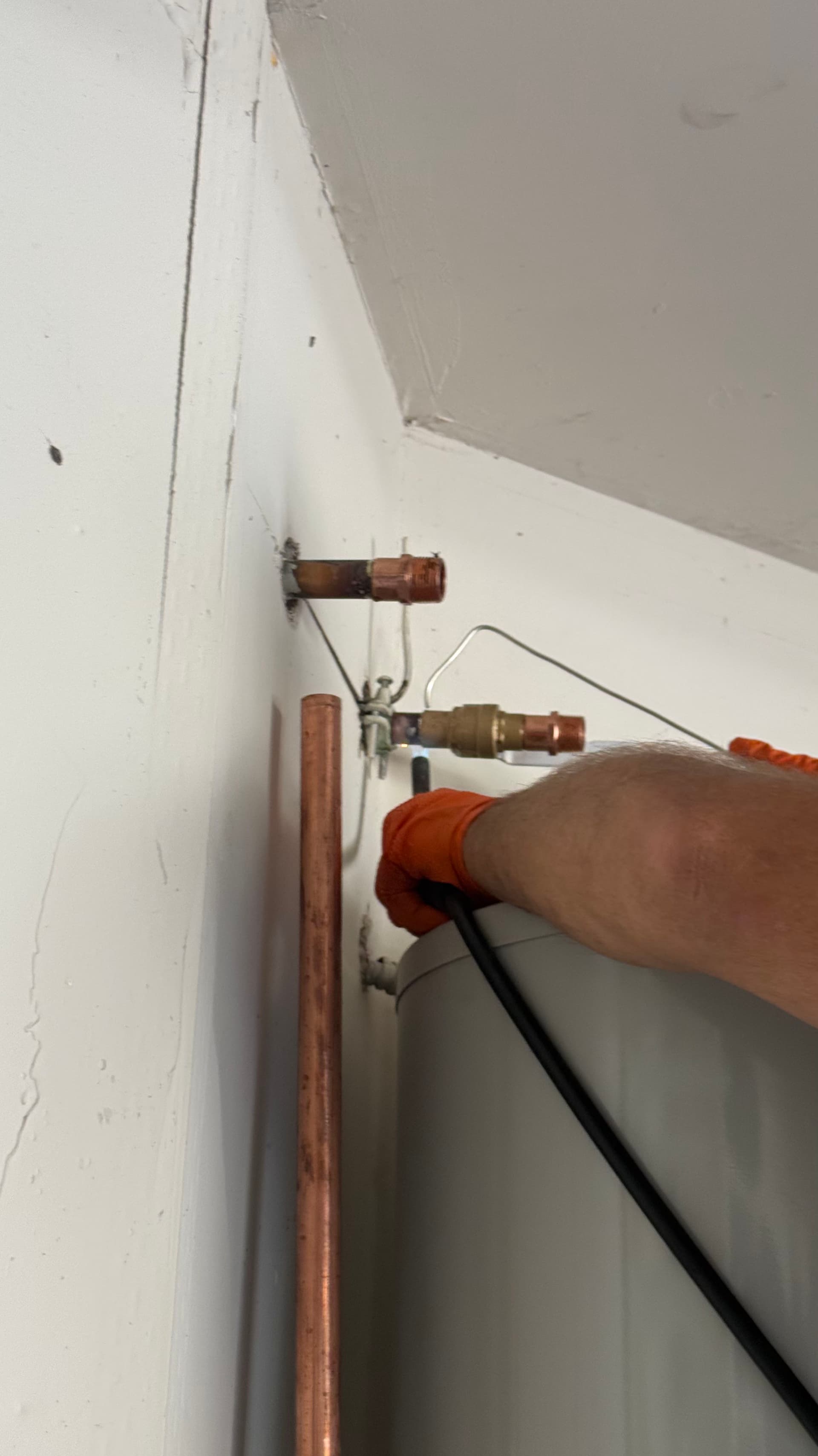 Gallery photos for 50-Gallon Electric Water Heater Replacement in Haslet: Image #2