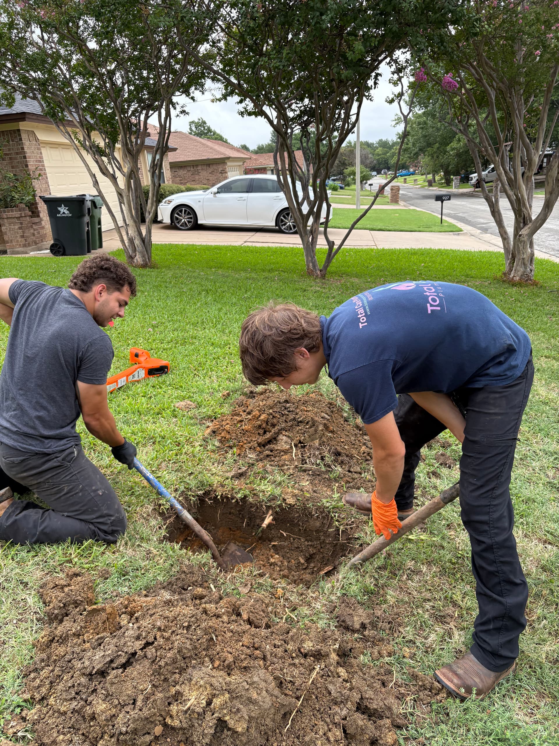 Gallery photos for Broken Sewer Line Tracked Down and Repaired in Arlington Texas: Image #1
