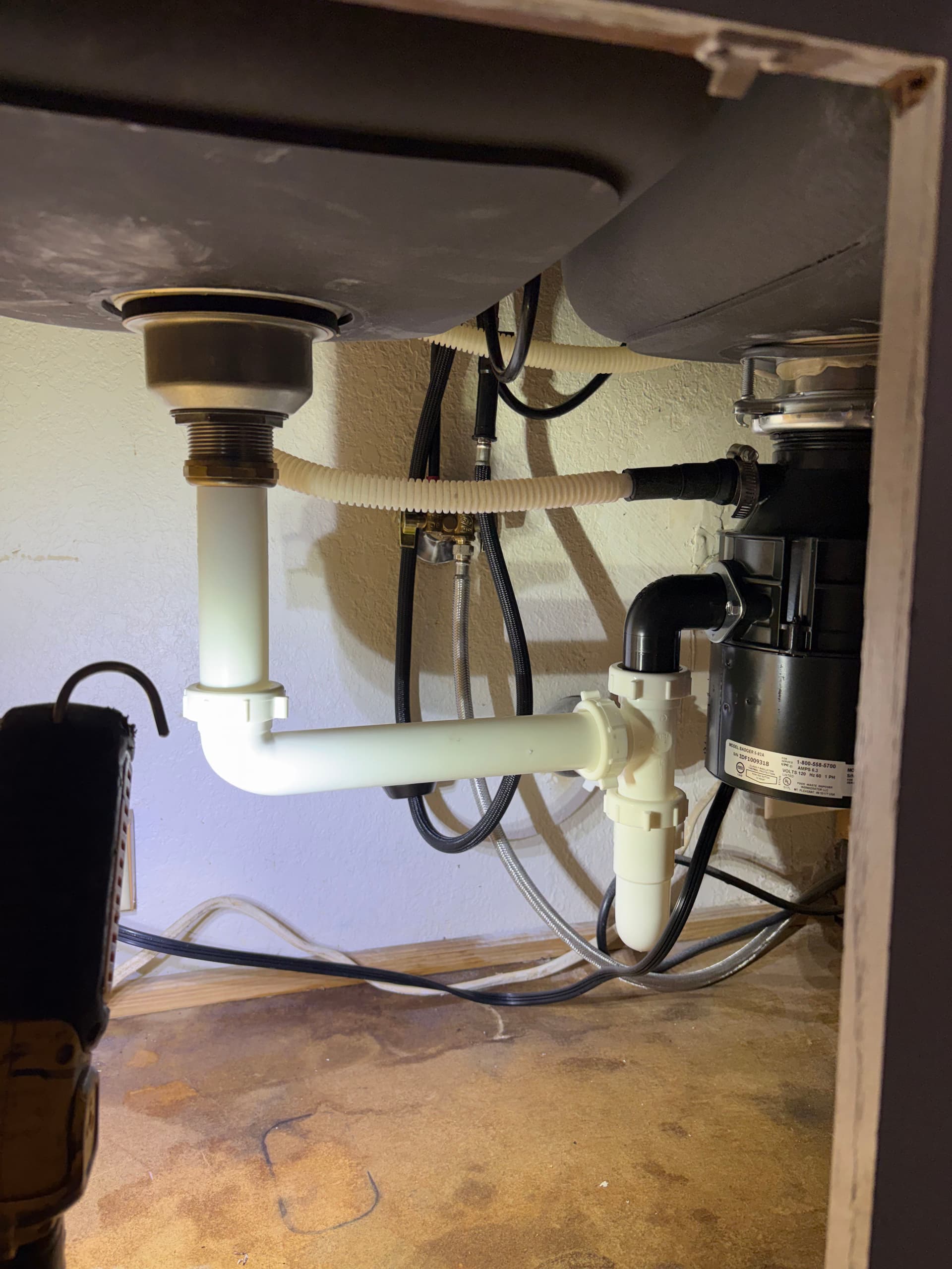 Gallery photos for Kitchen Faucet Sink and Garbage Disposal Upgrade in Euless: Image #1