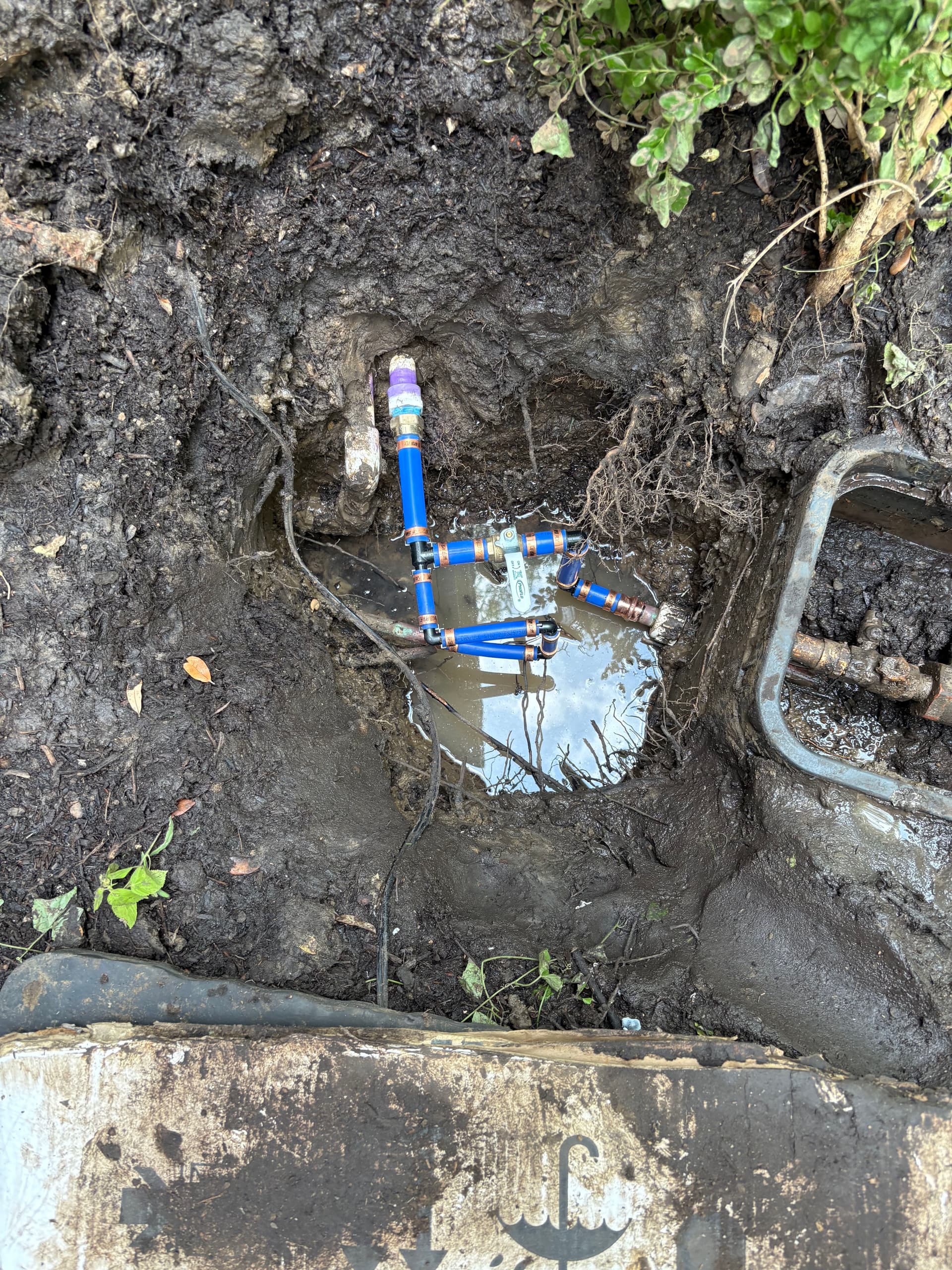 Emergency Yard Line Water Leak Repair in Colleyville image