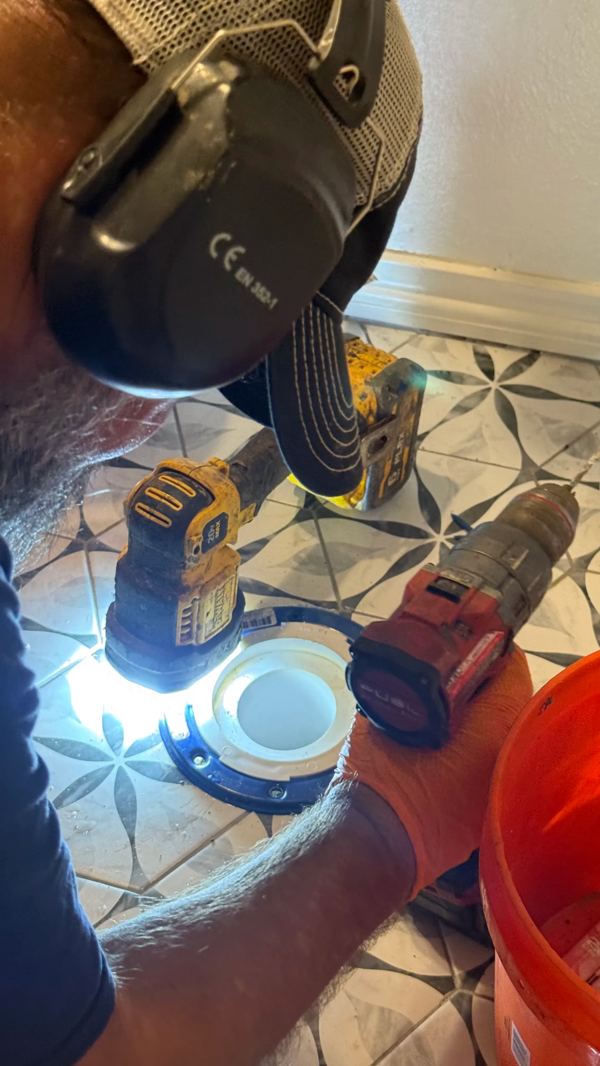 Gallery photos for Clogged Sewer Main, Flange and Wax Seal Replacement in Colleyville: Image #2