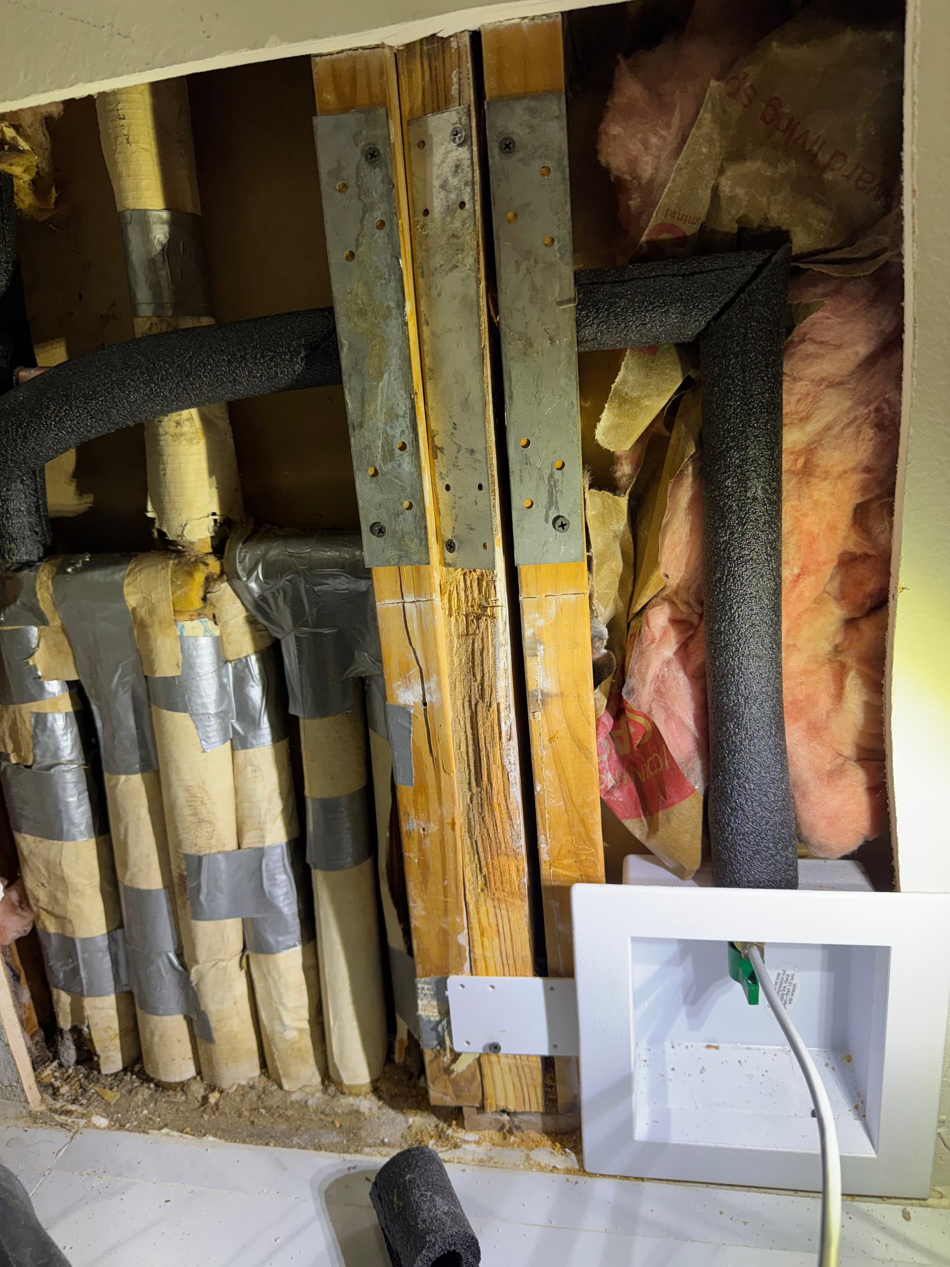 Fridge Shut-Off Valve Replacement in Watauga image